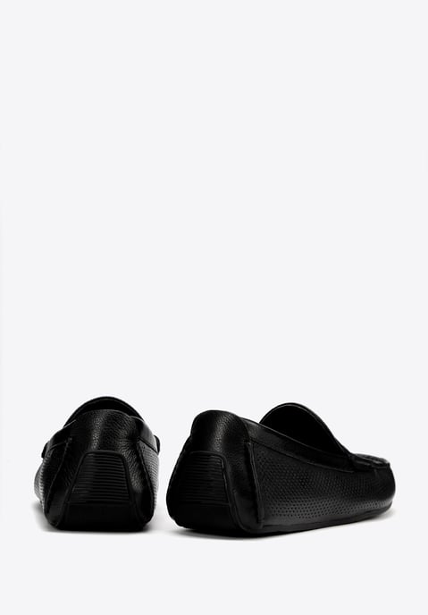 Zapatos de piel sin cordones para hombre Wittchen, piel natural negra - Image 4