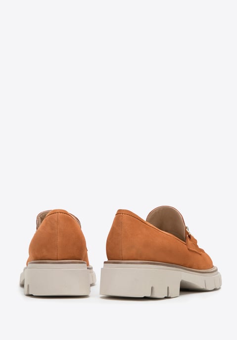 Mocasines de ante para mujer Wittchen con cadena en la plataforma - Image 3
