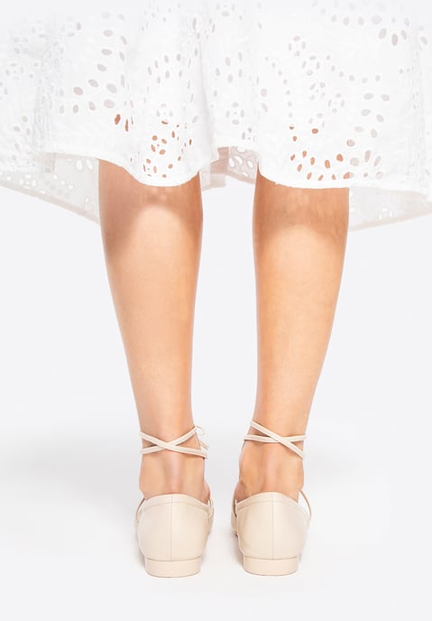 Bailarinas de mujer Wittchen de piel auténtica con cordones, color beige - Image 4