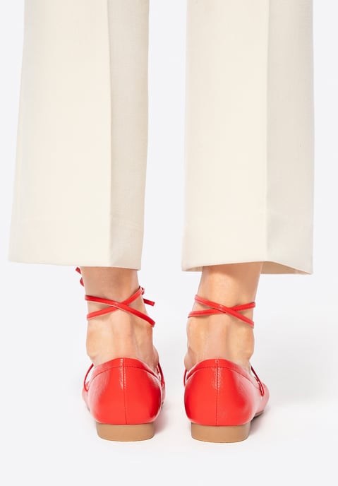 Bailarinas Wittchen para mujer en piel auténtica con cordones en rojo. Piel - Image 3