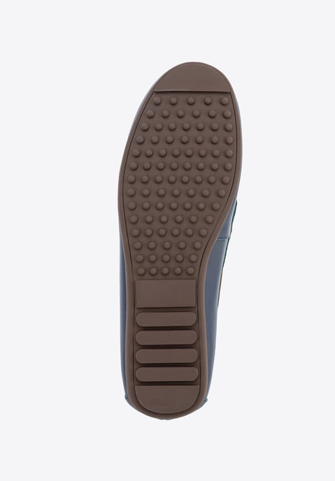 Mocasines de piel para mujer Wittchen con correa, azul marino y marrón - Image 6