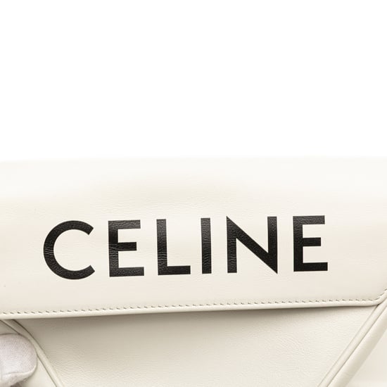 Bolso de crossbody de cuero en forma de triángulo - Image 5