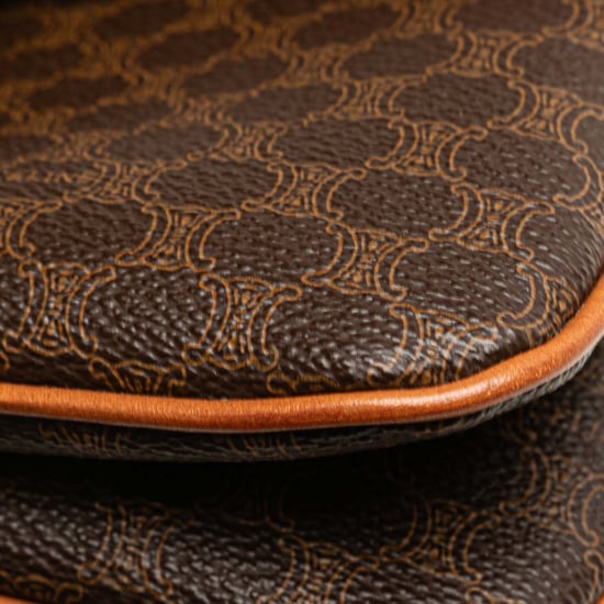 Clutch Allover Printed Design - Image 6