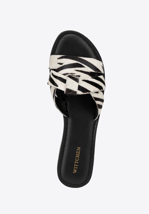 Chanclas de piel con estampado animal de Wittchen para mujer en color negro y - Image 5