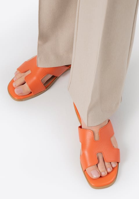 Sandalias Wittchen de piel con forma de H para mujer - Image 2