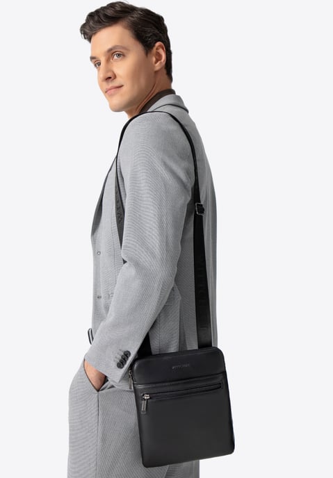 Bolso bandolera Wittchen para hombre en piel sintética negra - Image 1