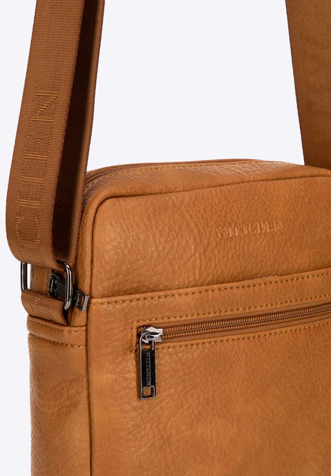 Bolso bandolera Wittchen para hombre de piel sintética con correa ajustable - Image 4