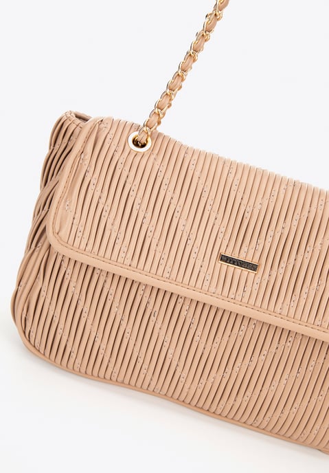 Bolso bandolera Wittchen para mujer en ecopiel con cadena, beige - Image 5