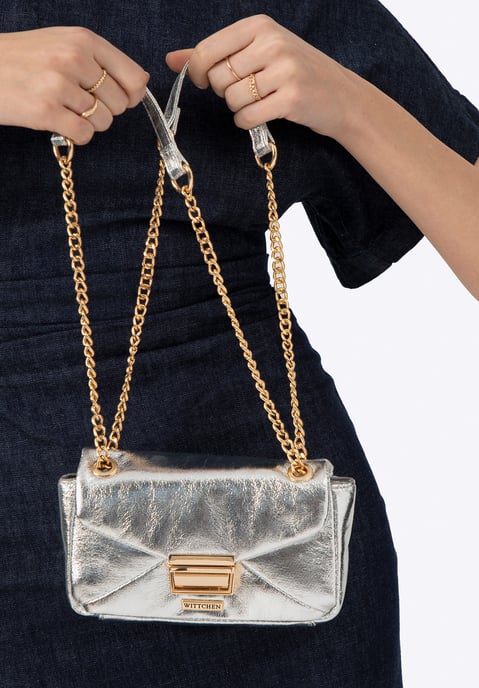 Mini bolso bandolera Wittchen para mujer en piel sintética plateada brillante - Image 2