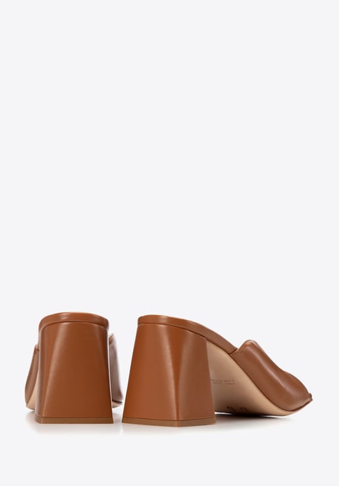 Mules de mujer Wittchen de piel auténtica con tacón cuadrado, color marrón - Image 5