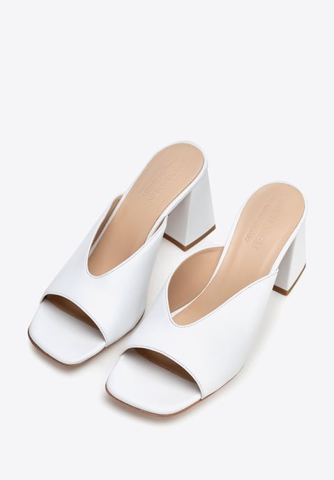 Mules de mujer Wittchen de piel auténtica con tacón, color blanco - Image 2