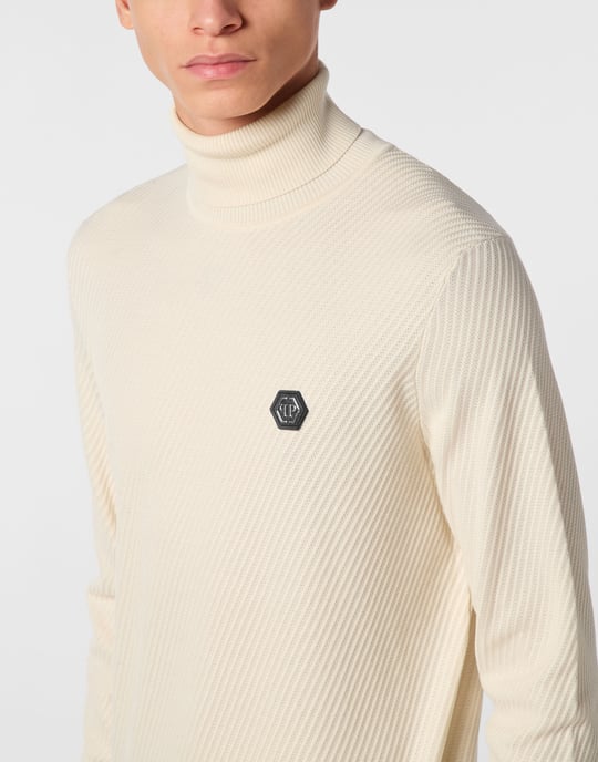 Cuello De Tortuga Ls Love - Image 3