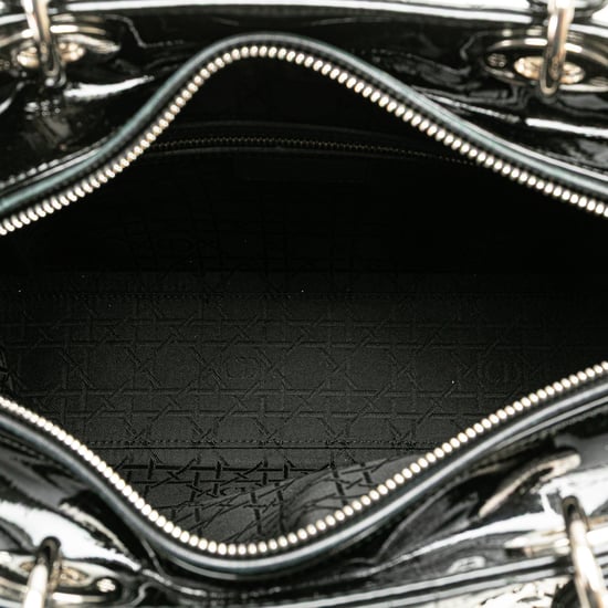 Bolso Tote Mediano Lady Dior de Charol - Image 4