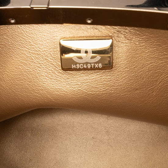 Bolso de mano acolchado en forma de barril - Image 6