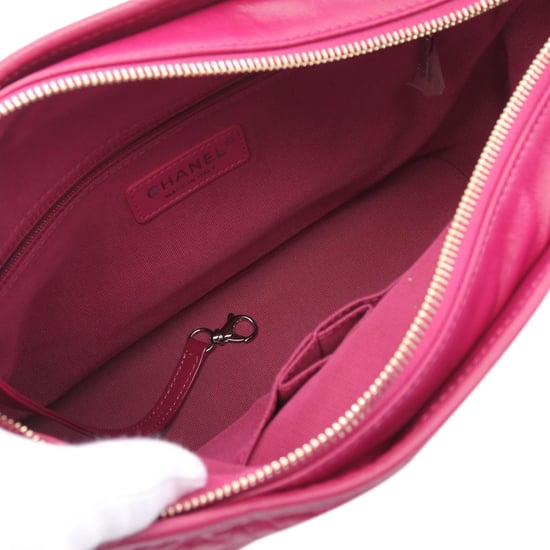 Bolso Hobo de Cuero Acolchado - Image 3