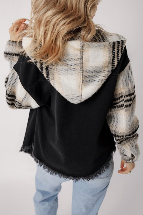 Chaqueta de mezclilla con capucha y mangas a cuadros - Image 3
