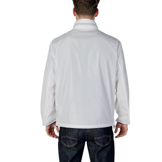 Chaqueta ligera plegable - Image 4
