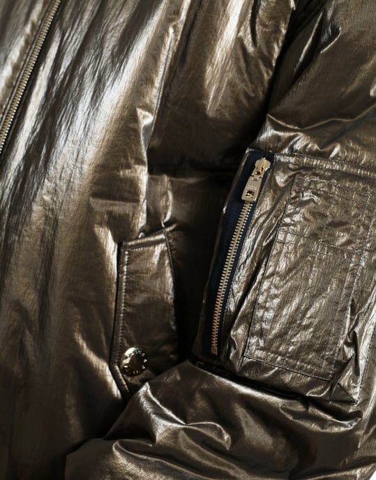 Chaqueta Bomber Estilo Metálico - Image 5