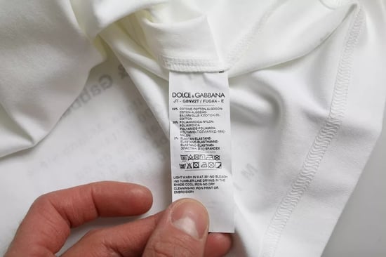 Camiseta de Manga Corta con Estampado de Labios - Image 3