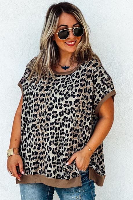 Top de Manga Corta Relajado con Estampado de Leopardo - Image 4