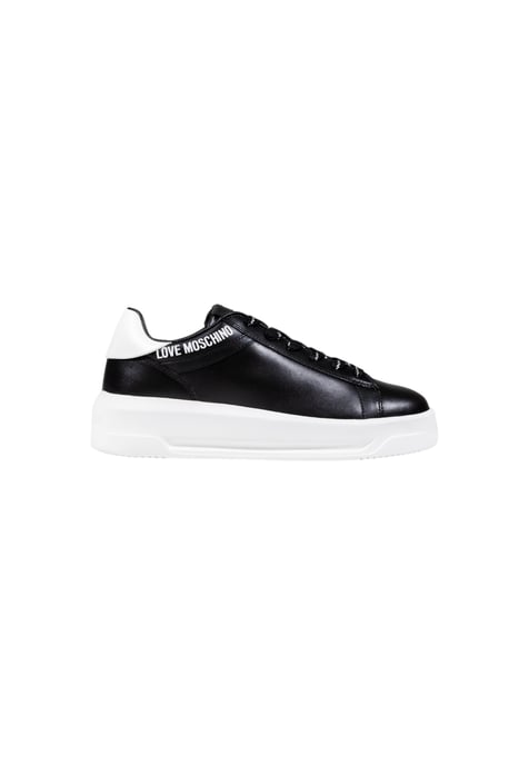 Zapatillas de cuero bajas - Image 1