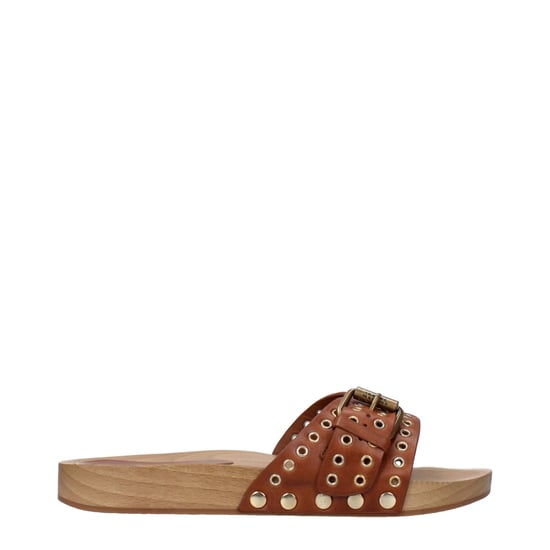 Sandalía de Cuero con Tachuelas - Image 1