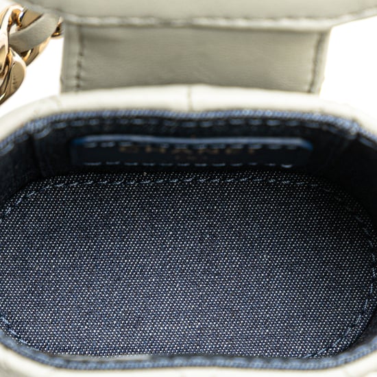 Chanel Mini Crossbody Acolchado - Image 4