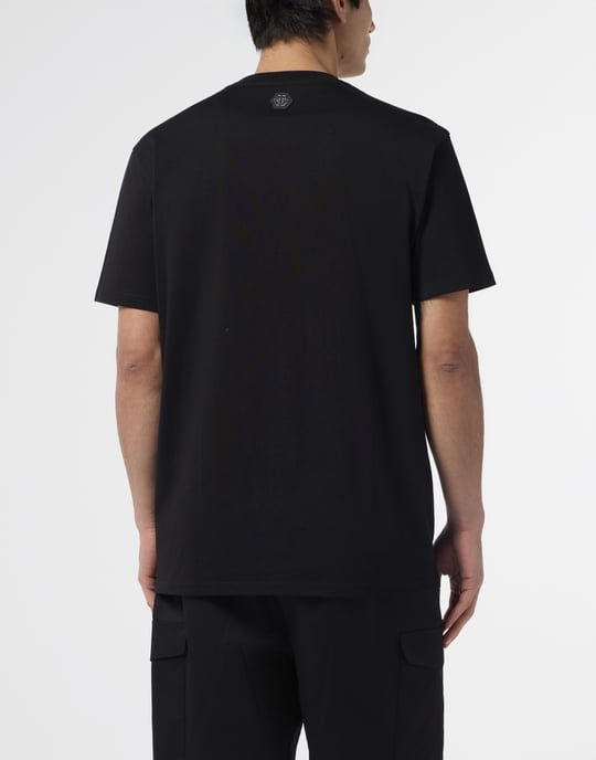 Round Neck T-Shirt Lava Skull Stones - Image 5