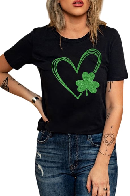 Camiseta Gráfica con Forma de Corazón Black Clover - Image 2