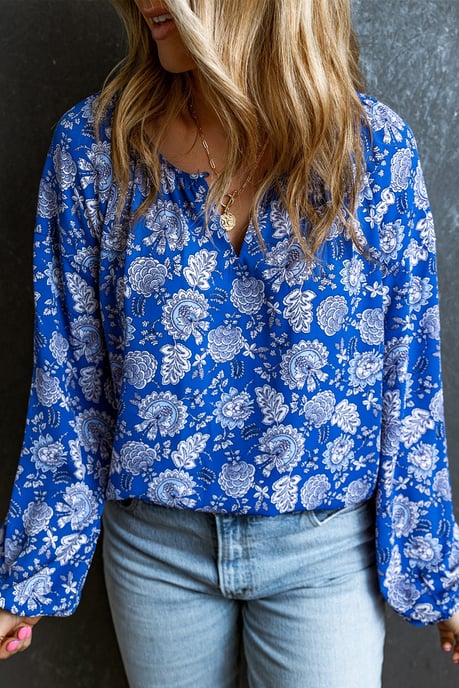 Blusa de Manga Larga con Escote en V de Flores Azules - Image 6