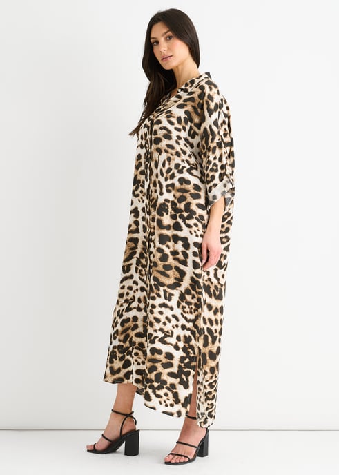 Vestido camisero midi con botones y estampado animal - Image 3