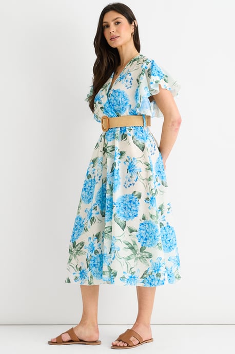 Vestido midi cruzado con cinturón, mangas angelicales y estampado floral azul - Image 3
