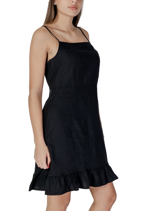 Vestido Mini Negro Sin Mangas Cuello Cuadrado Volantes - Image 3