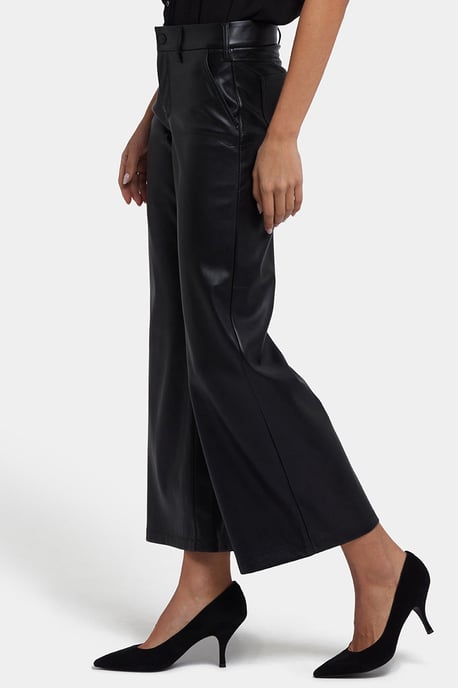 Pantalones amplios de cuero Vegan Stretch Sculpt-Her™ | Negro - Image 2