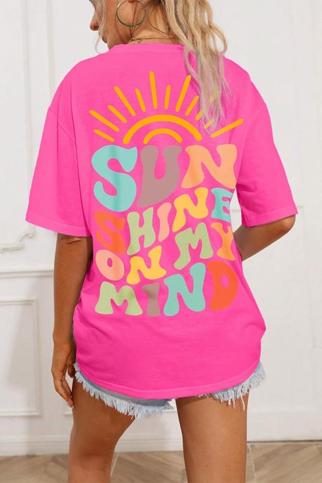 Camiseta Gráfica 'Brillante Sol Rosa en Mi Mente' - Image 5