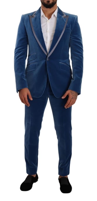 Traje de Terciopelo Ajustado - Image 1