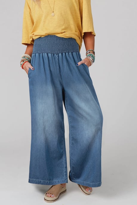 Jeans de pierna ancha con cintura fruncida Ashleigh Blue - Image 4
