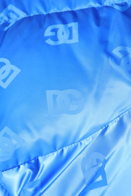 Chaqueta Puffer con estampado de logotipos en todo el tejido - Image 6