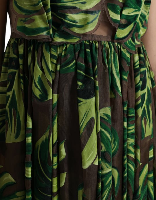 Vestido Maxi de Seda Impresa con Estampado de Hojas Tropicales - Image 5