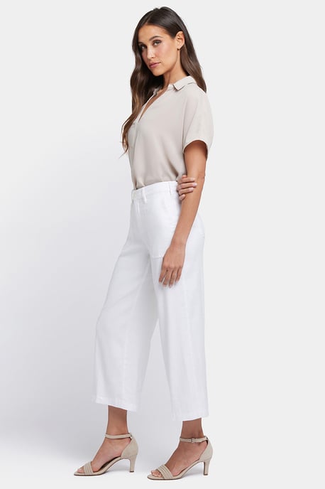 Pantalones Capri Cargo de Pierna Ancha en Lino Elástico | Blanco Óptico - Image 4