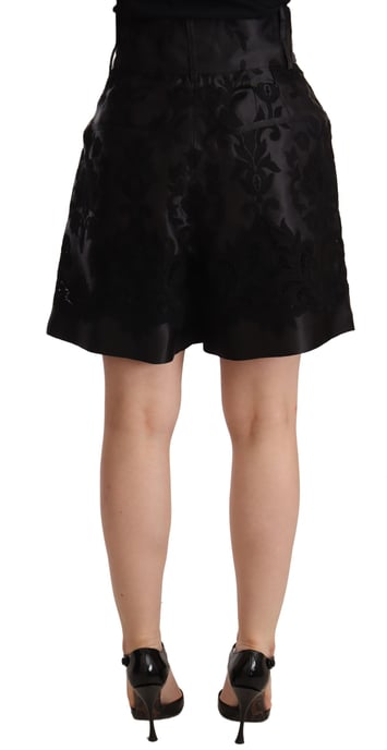 Shorts de Dolce Gabbana con Bordado Floral - Image 3