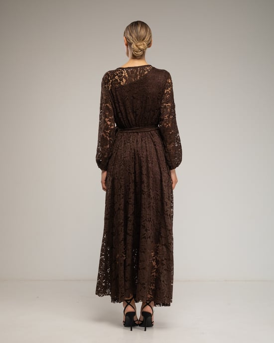 Vestido largo de encaje con cintura elástica - Image 3