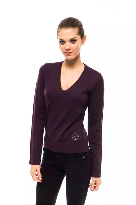Suéter Slim Fit de Lana Merino con Cuello en V - Image 1