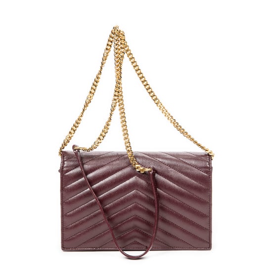 Yves Saint Laurent Cassandre Envelope Chain Wallet  en Borgoña Cuero de ternero - Image 5