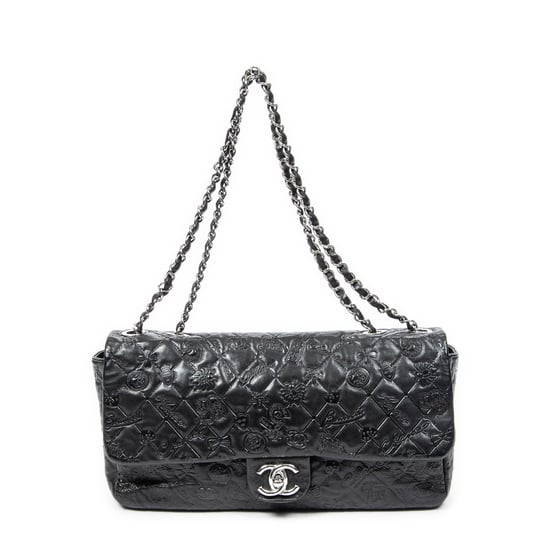 Chanel Lucky Symbols Jumbo Single Flap en Black Cuero de ternero - Image 1