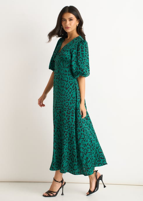 Vestido midi de satén verde con estampado animal - Image 3