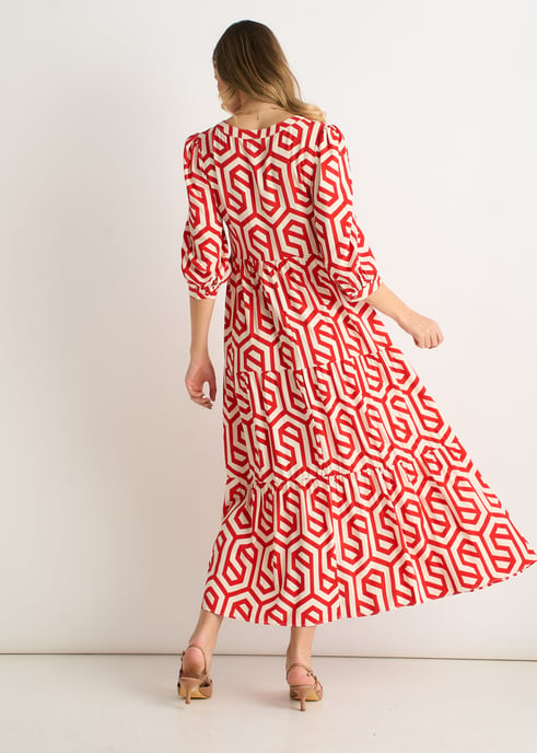 Vestido largo con estampado geométrico rojo - Image 4