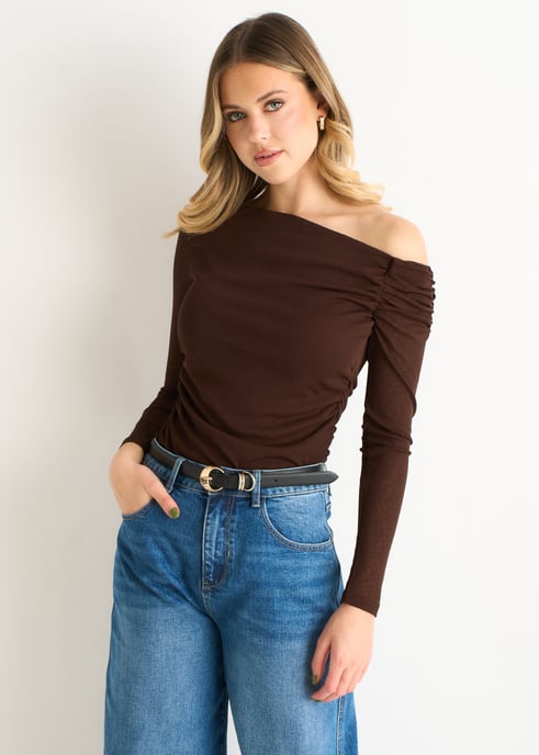 Top de manga larga con cuello en V y estampado de chocolate - Image 3