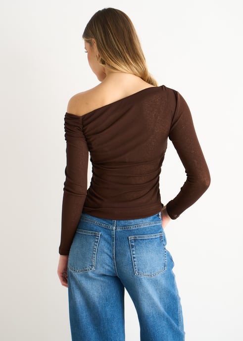 Top de manga larga con cuello en V y estampado de chocolate - Image 4