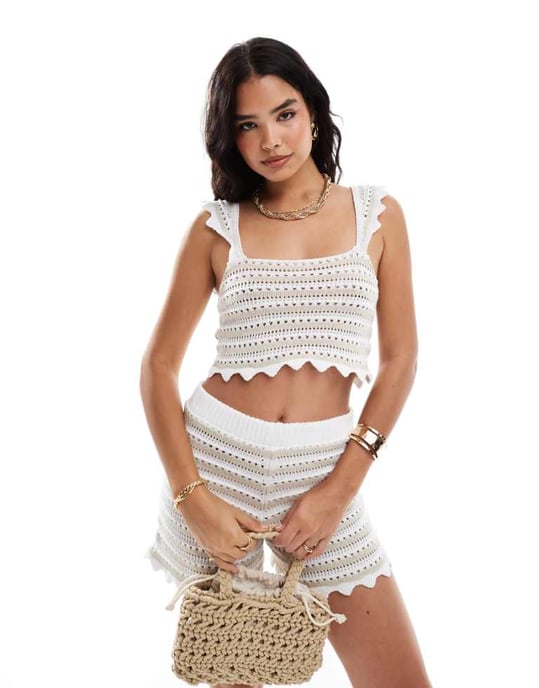 ASOS DESIGN virkat crop top med fyrkantig hals i neutral randkoordinator - Image 1